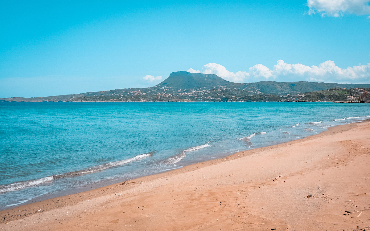 beaches near heraklion, heraklion beaches, beaches in heraklion