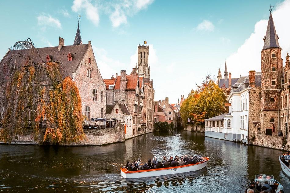 Rozenhoedkaai postcard view Bruges