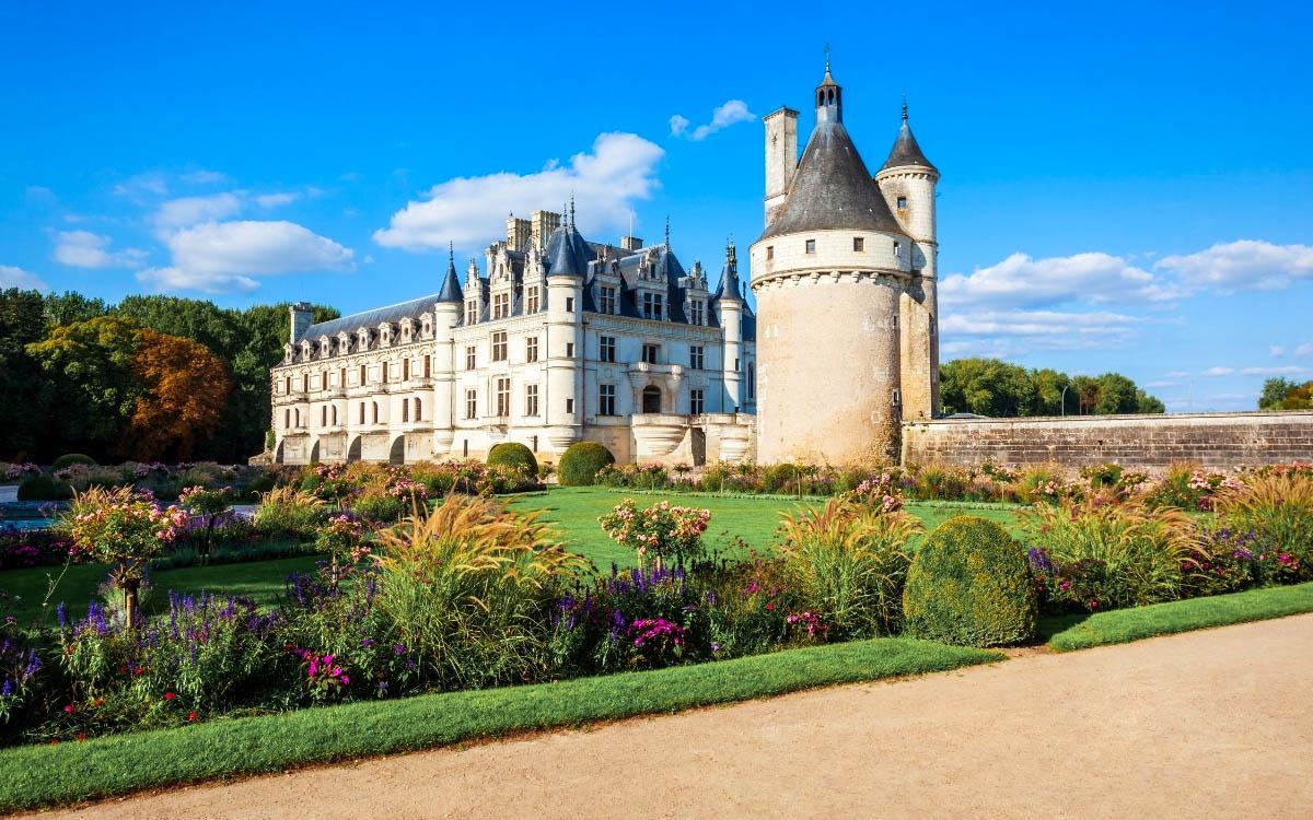 Chateau de Chenonceau, France - the most beautiful castles in Europe, fairytale castles in Europe, top castles in Europe, must-visit castles in Europe. unique castles in Europe
