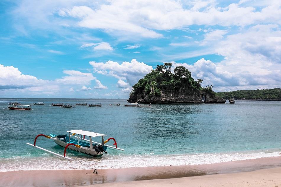 Crystal Bay Beach, Nusa Penida