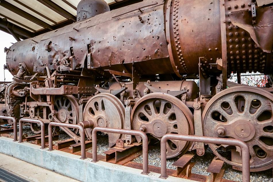The iron horse wants to run DMZ - Imijngak Park