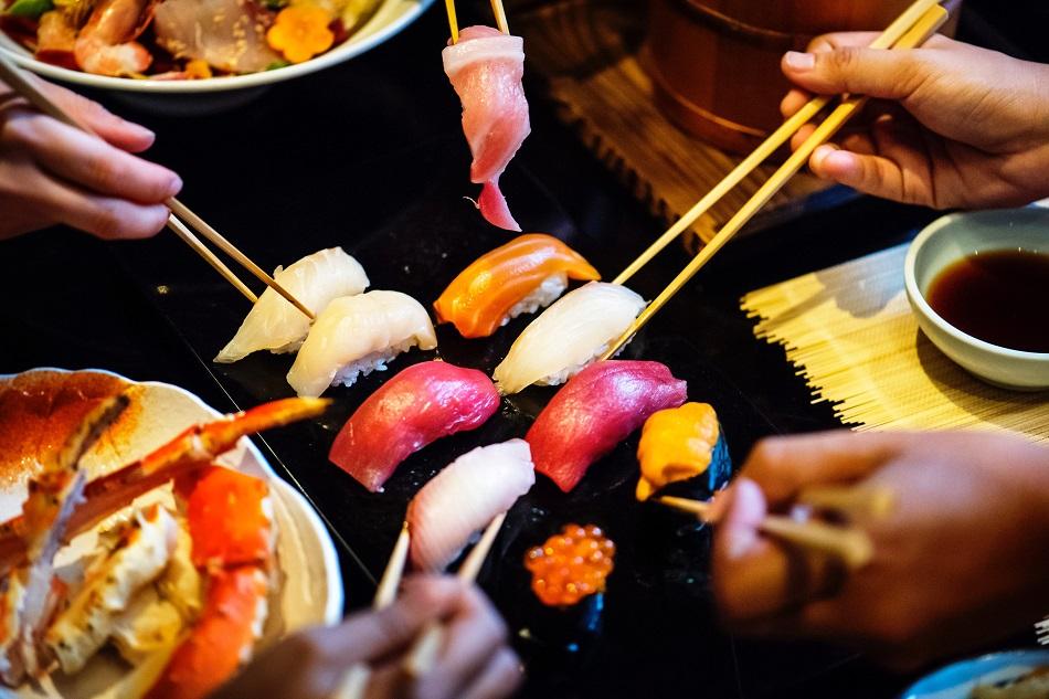 Full time travel food