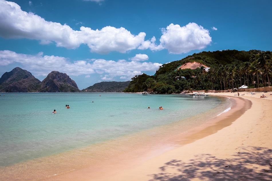 Las Cabanas Beach El Nido