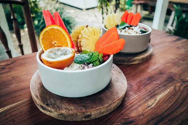 The Shady Shack Bali smoothie fruit bowl