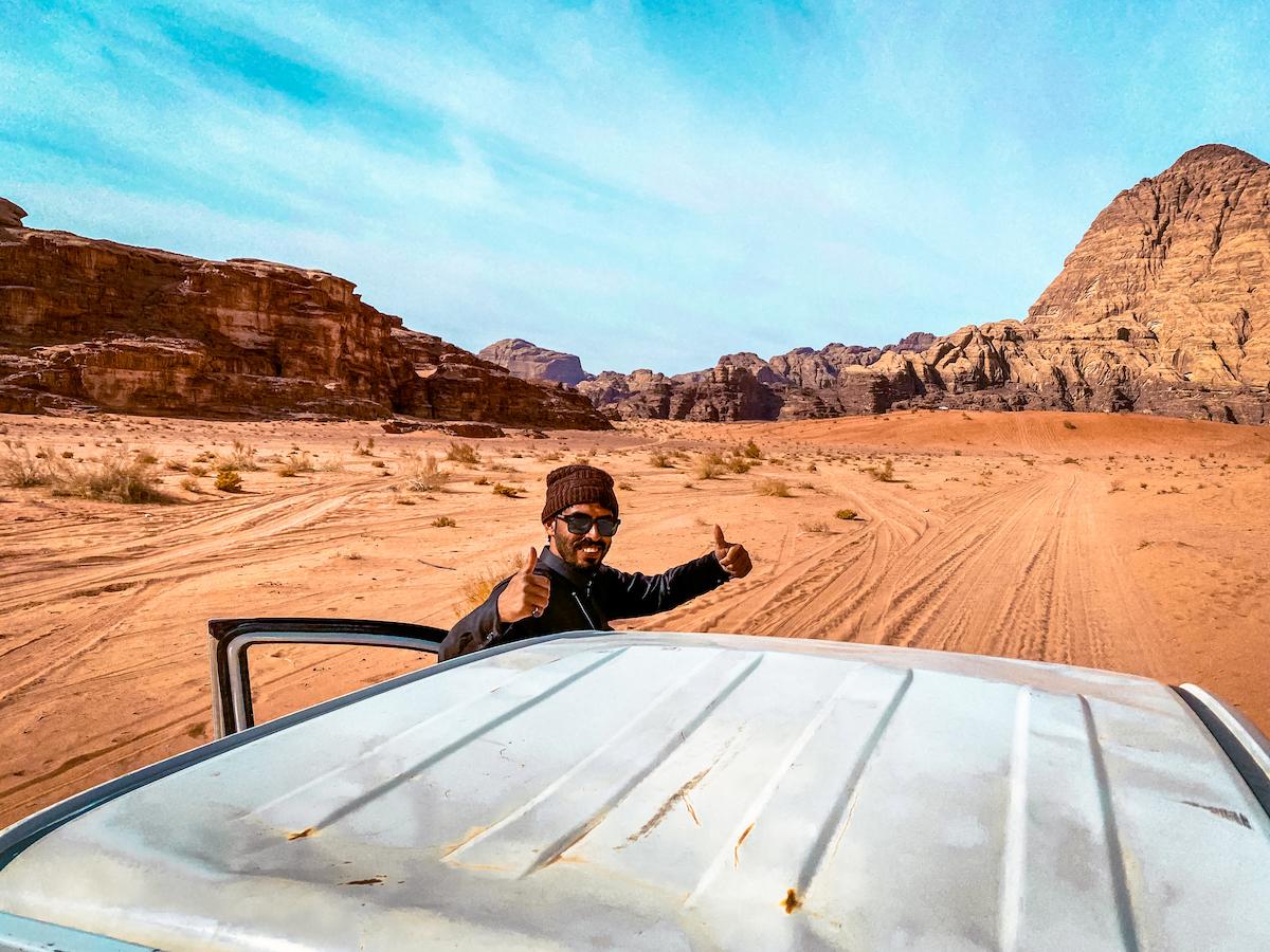 Wadi Rum jeep tour, wadi rum desert tour, wadi rum safari